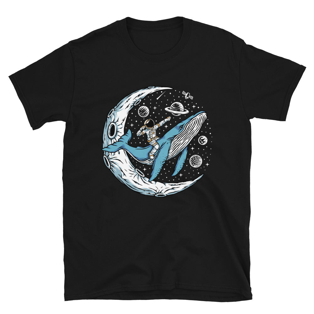 Reiten Sie auf einem Wal zum Mond. Passgenaues Unisex-Softstyle-T-Shirt