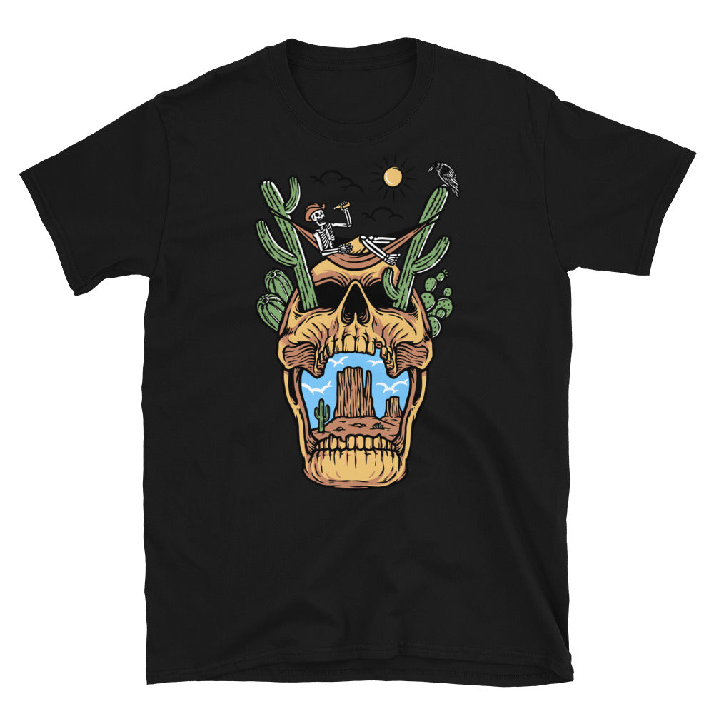 Totenkopf entspannt in der Wüste Fit Unisex Softstyle T-Shirt