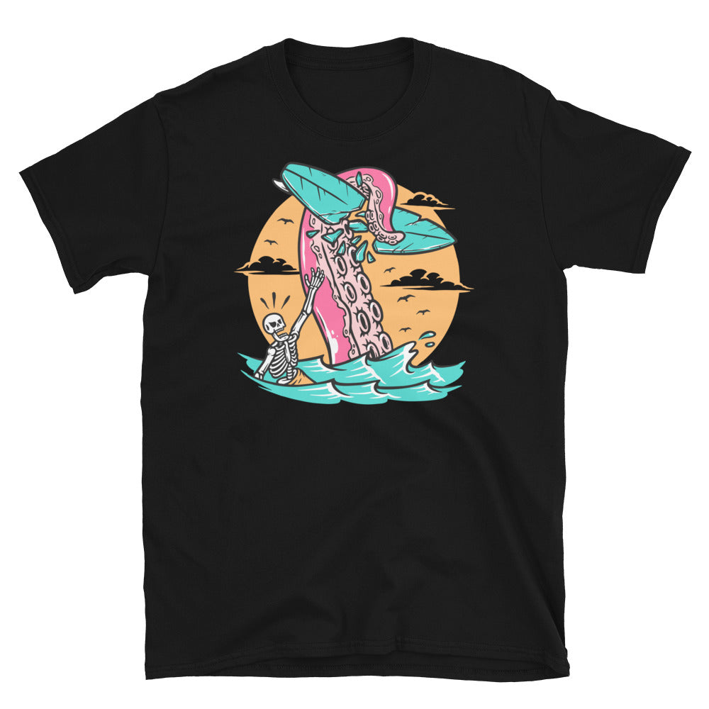 Octopus attack surfer Fit Unisex Softstyle T-Shirt