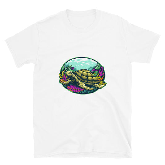 Tortuga bajo el agua Fit camiseta unisex Softstyle