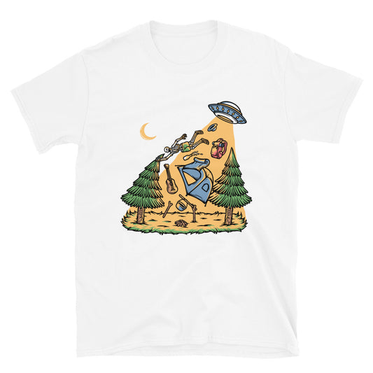 Skull by ufo while camping Fit Unisex Softstyle T-Shirt